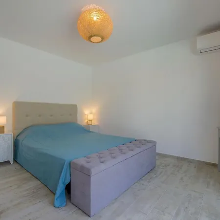 فيلة Maison Del Onda